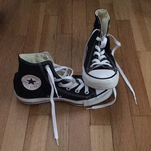Black Converse high tops